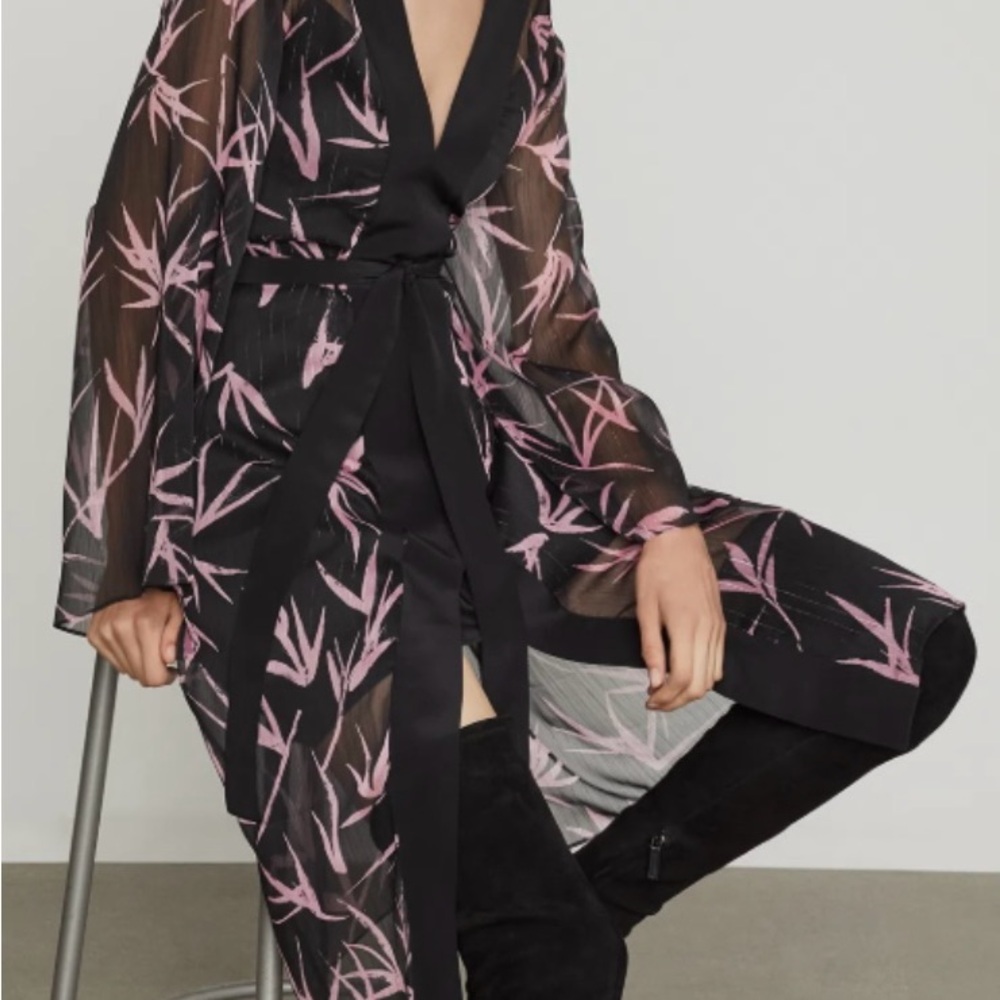 BCBG MAXAZRIA Bamboo Branches Kimono Robe Dress